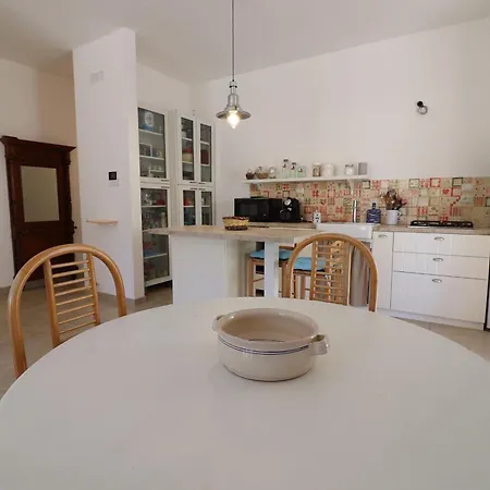 Casa Paola Апартаменты *